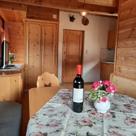 Nyaraló Weiherhuette Ried